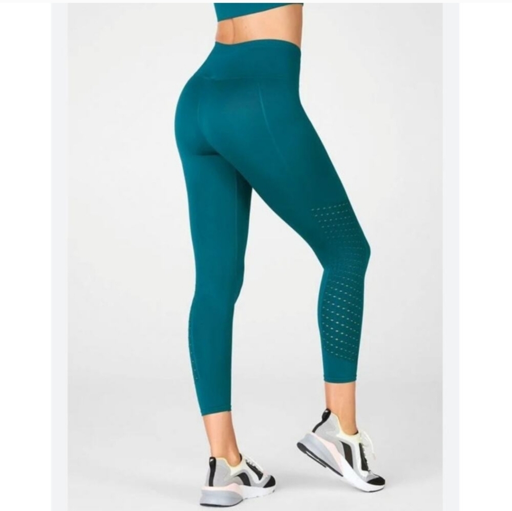 Fabletics Seamless Sync High Waisted Perforated Leggings 7/8th Blue Size Medium